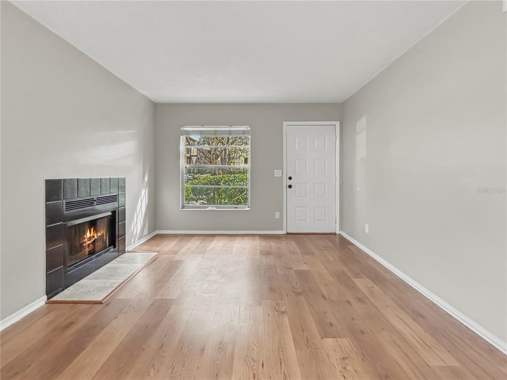 14324 Hanging Moss Circle, Unit 101 Tampa, FL 33613 - Photo 7 of 19