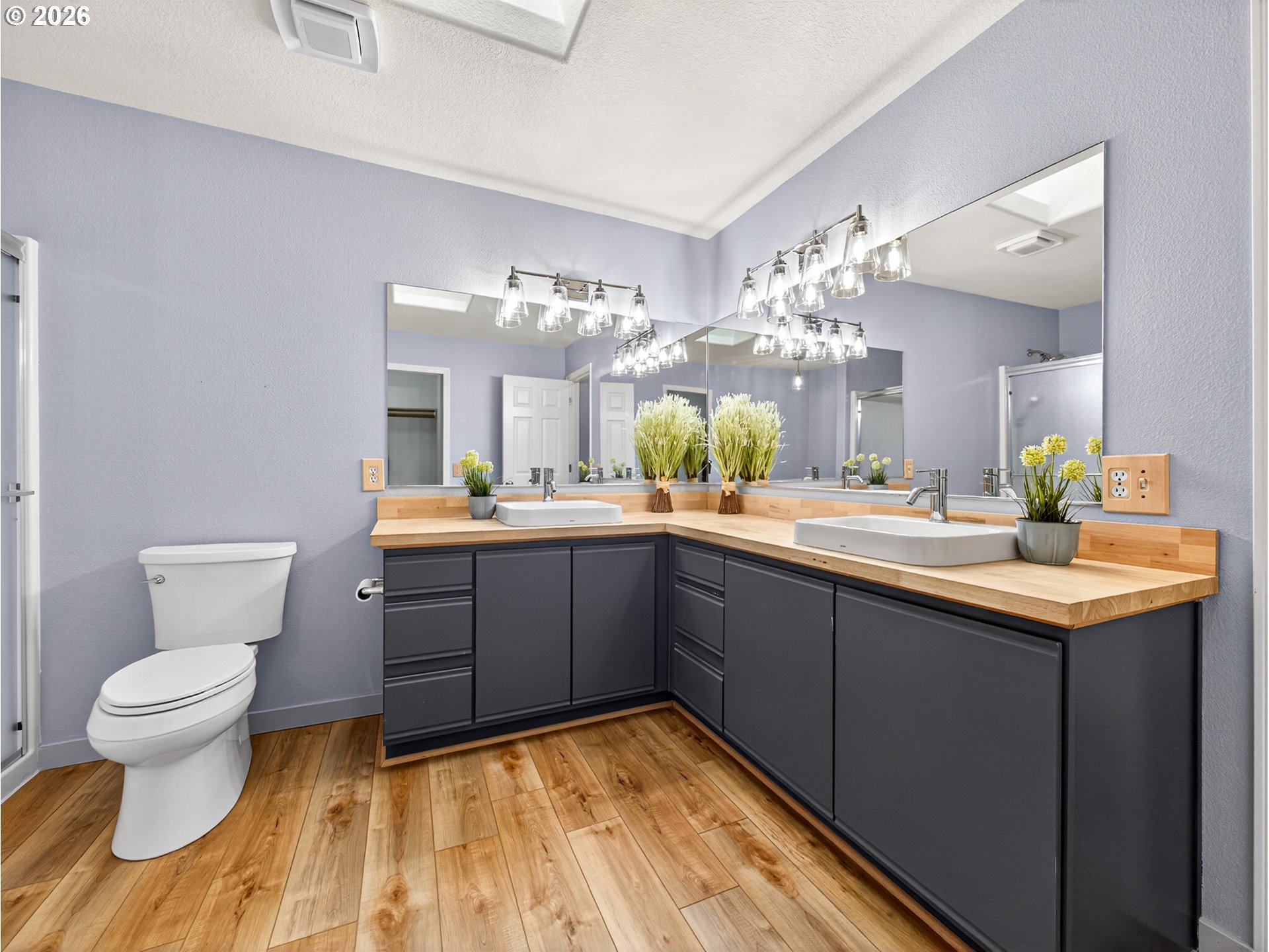 17890 Southwest 115th Avenue Tualatin, OR 97062 - Photo 27 of 48 Primary Bedroom