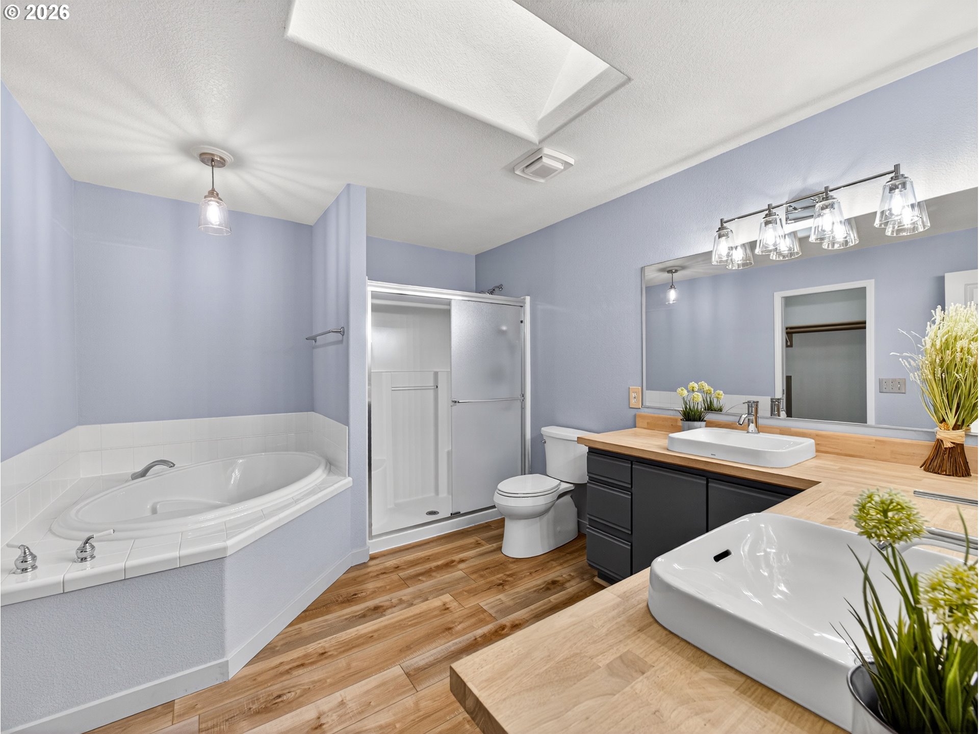 17890 Southwest 115th Avenue Tualatin, OR 97062 - Photo 28 of 48 Primary Bedroom