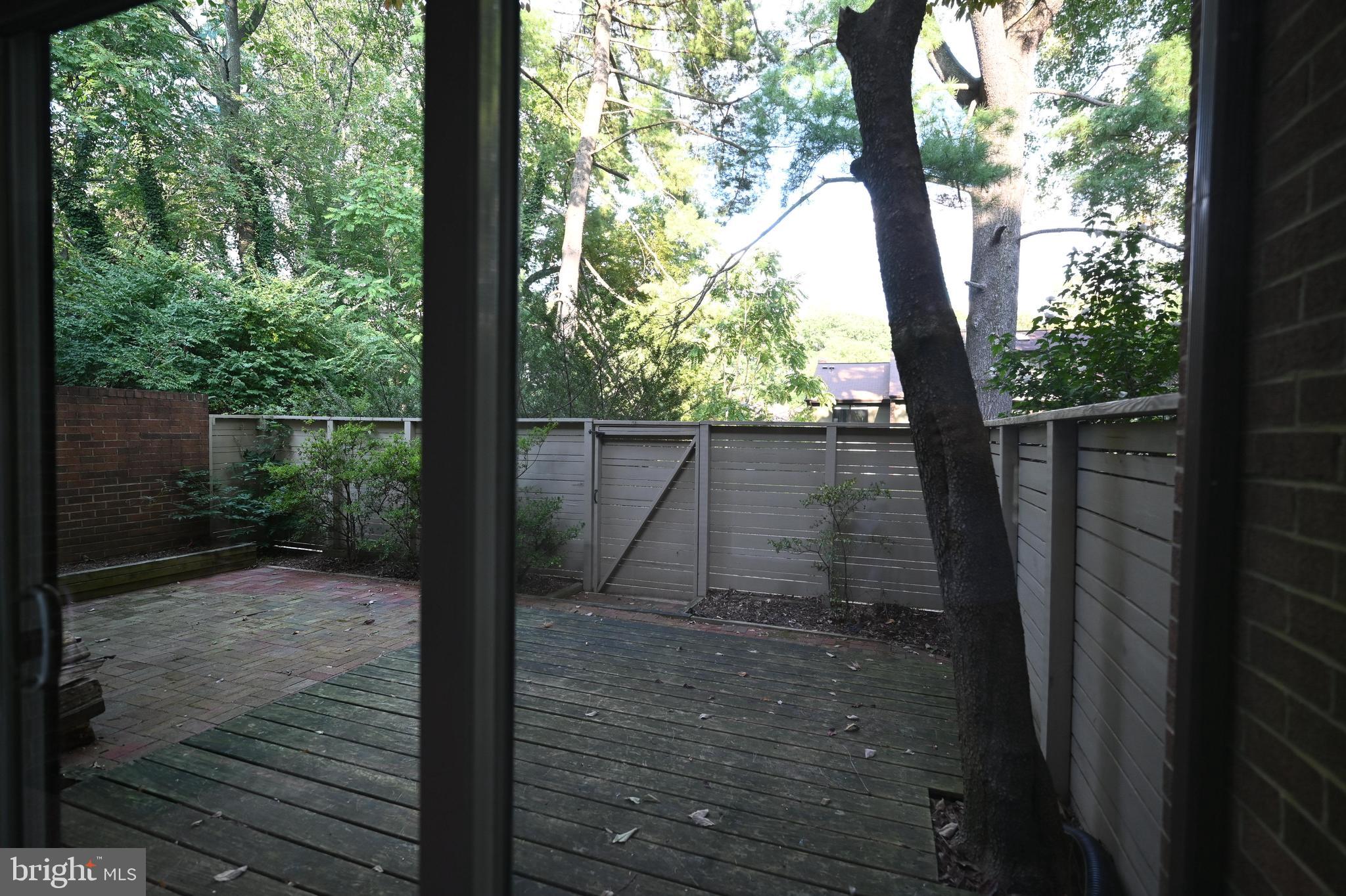 11768 Indian Ridge Road Reston, VA 20191 - Photo 31 of 57 Rear Yard