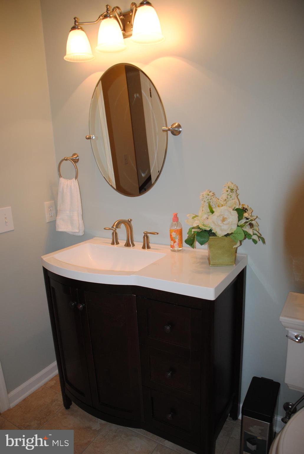 104 Flippo Road Stafford, VA 22554 - Photo 31 of 51 2nd bath