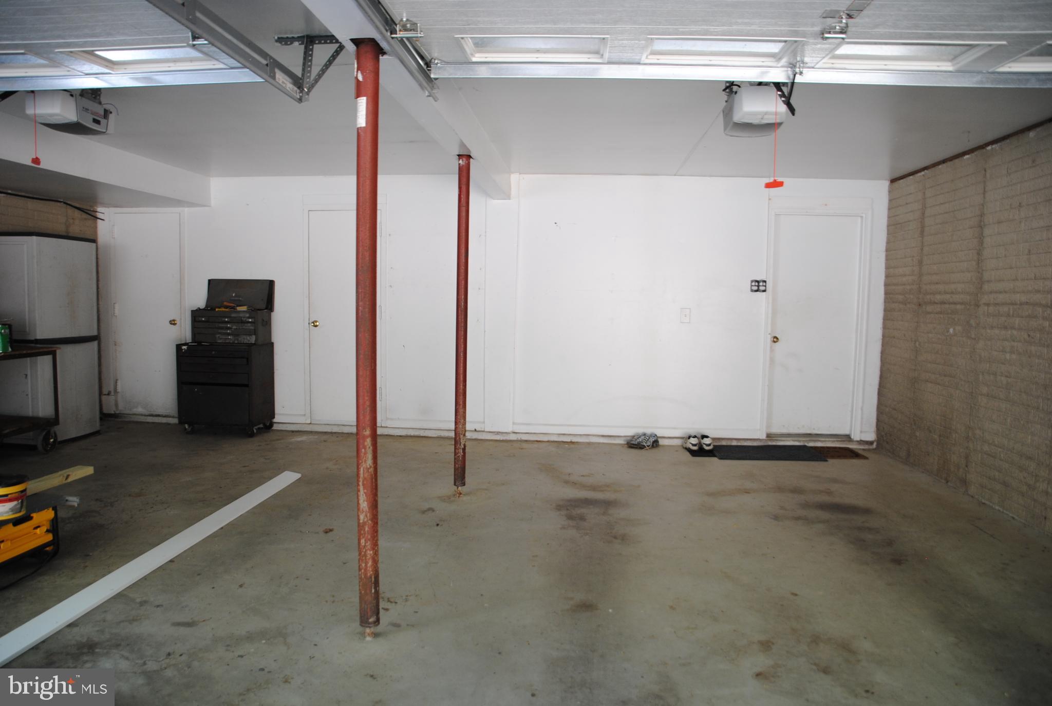104 Flippo Road Stafford, VA 22554 - Photo 42 of 51 2-car garage side-entry