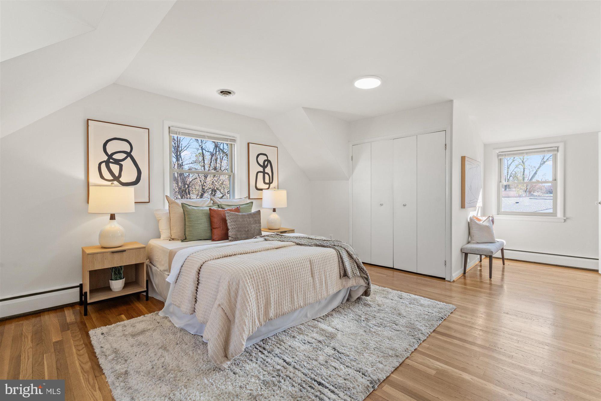 6200 Rockhurst Road Bethesda, MD 20817 - Photo 15 of 31 Primary bedroom on primary level