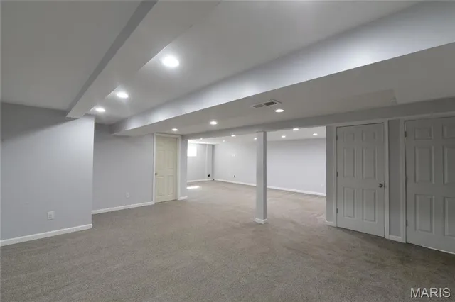 $2,800 | 2208 Centeroyal Drive, St. Louis, MO 63131