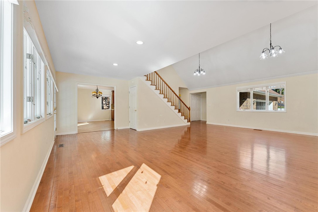 211 Wynmere Way Seneca, SC 29672 - Photo 9 of 49