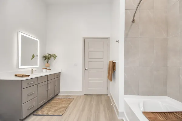 $2,210 | 1617 Enid Street, Unit 177, Houston, TX 77009