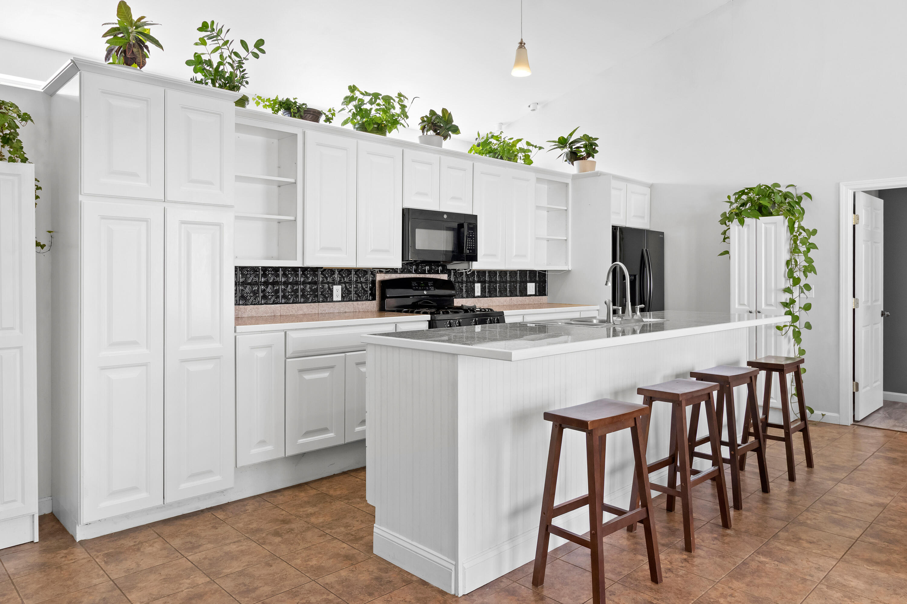 65 B Augusta Road Belmont, ME 04952 - Photo 8 of 40 Kitchen 3