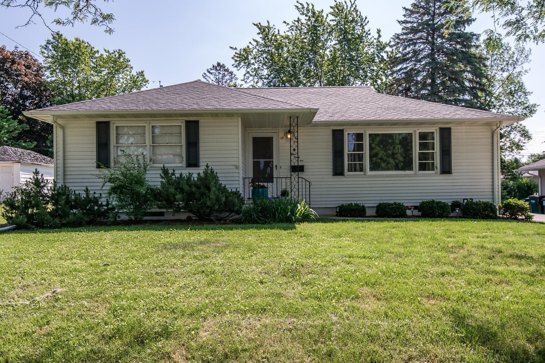 1524 9th Avenue Northeast Rochester, MN 55906 - Photo 1 of 1