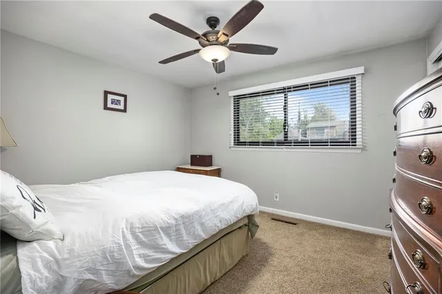 $325,000 | 1401 Woodland Terrace, Pittsburg, KS 66762