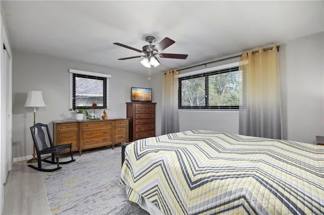 $325,000 | 1401 Woodland Terrace, Pittsburg, KS 66762