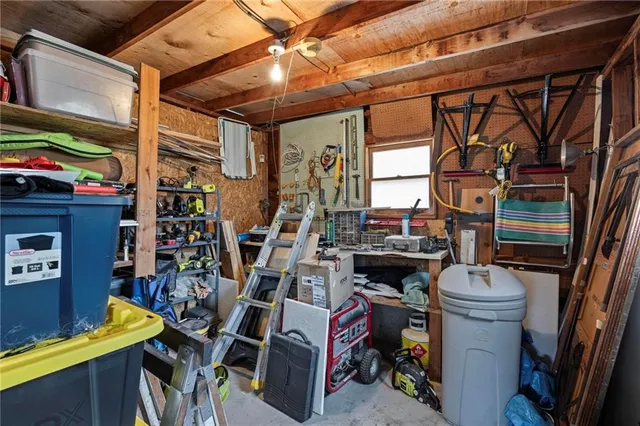 $325,000 | 1401 Woodland Terrace, Pittsburg, KS 66762