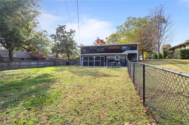 $325,000 | 1401 Woodland Terrace, Pittsburg, KS 66762