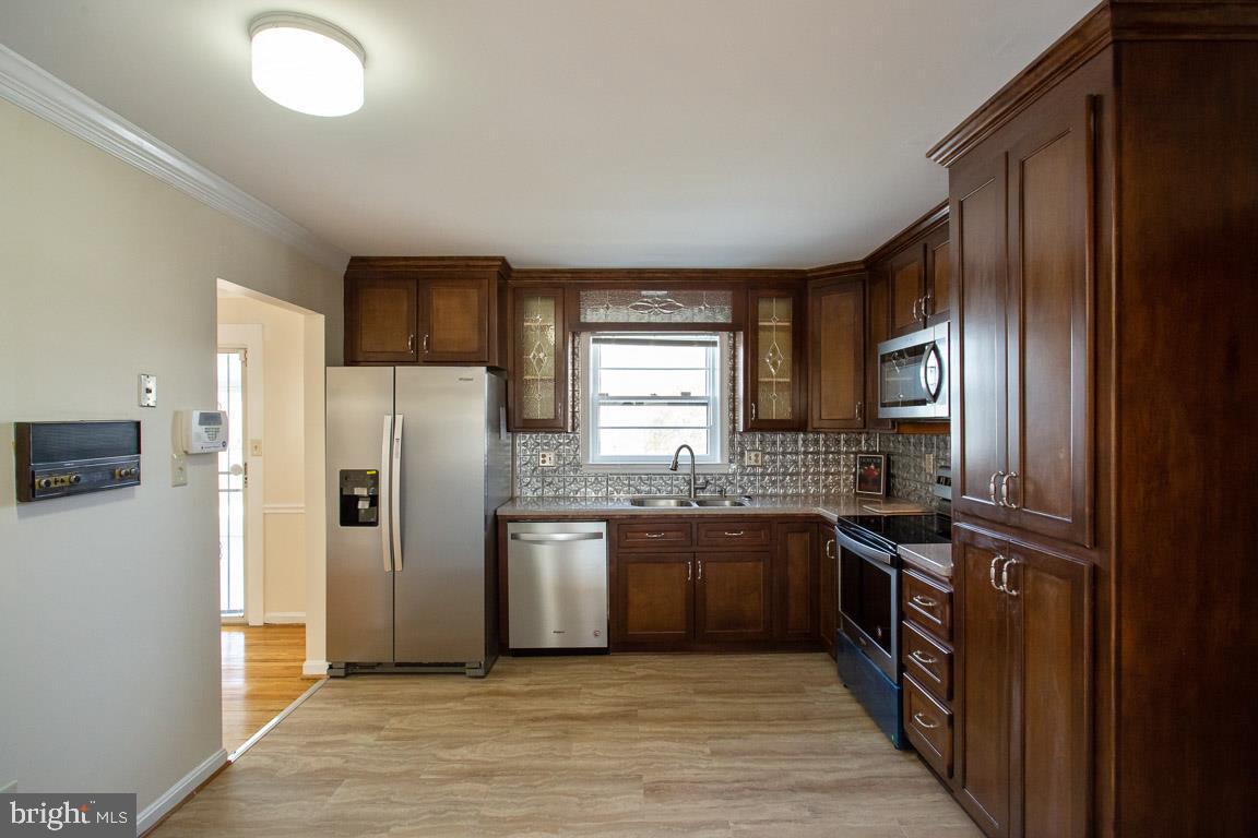 6804 Robinia Road Temple Hills, MD 20748 - Photo 6 of 26 Renovated Kitchen