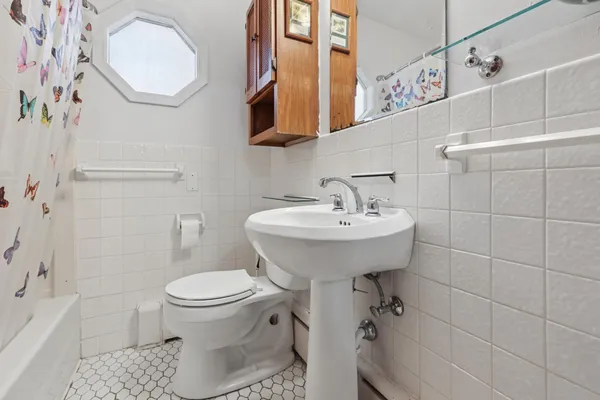 $210,000 | 508 Hennepin Street North, Winthrop, MN 55396