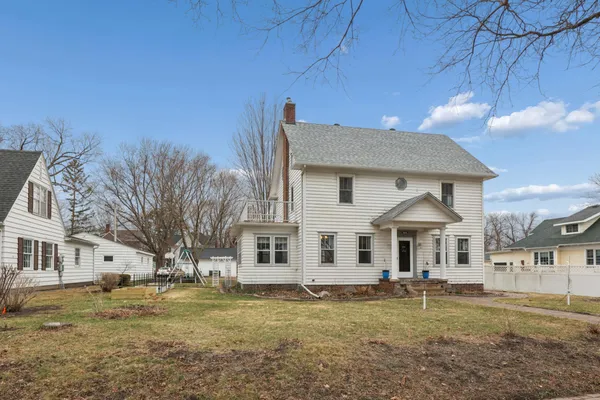 $210,000 | 508 Hennepin Street North, Winthrop, MN 55396