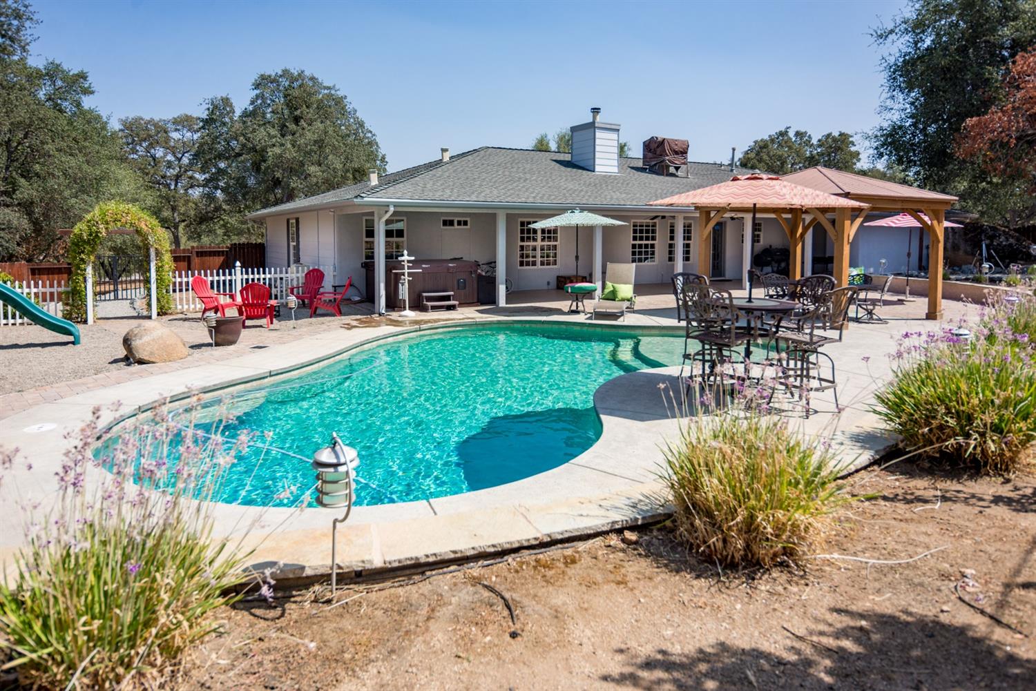 40678 Rancho Ramon Circle Coarsegold, CA 93614 - Photo 12 of 53 Gallery Image 12
