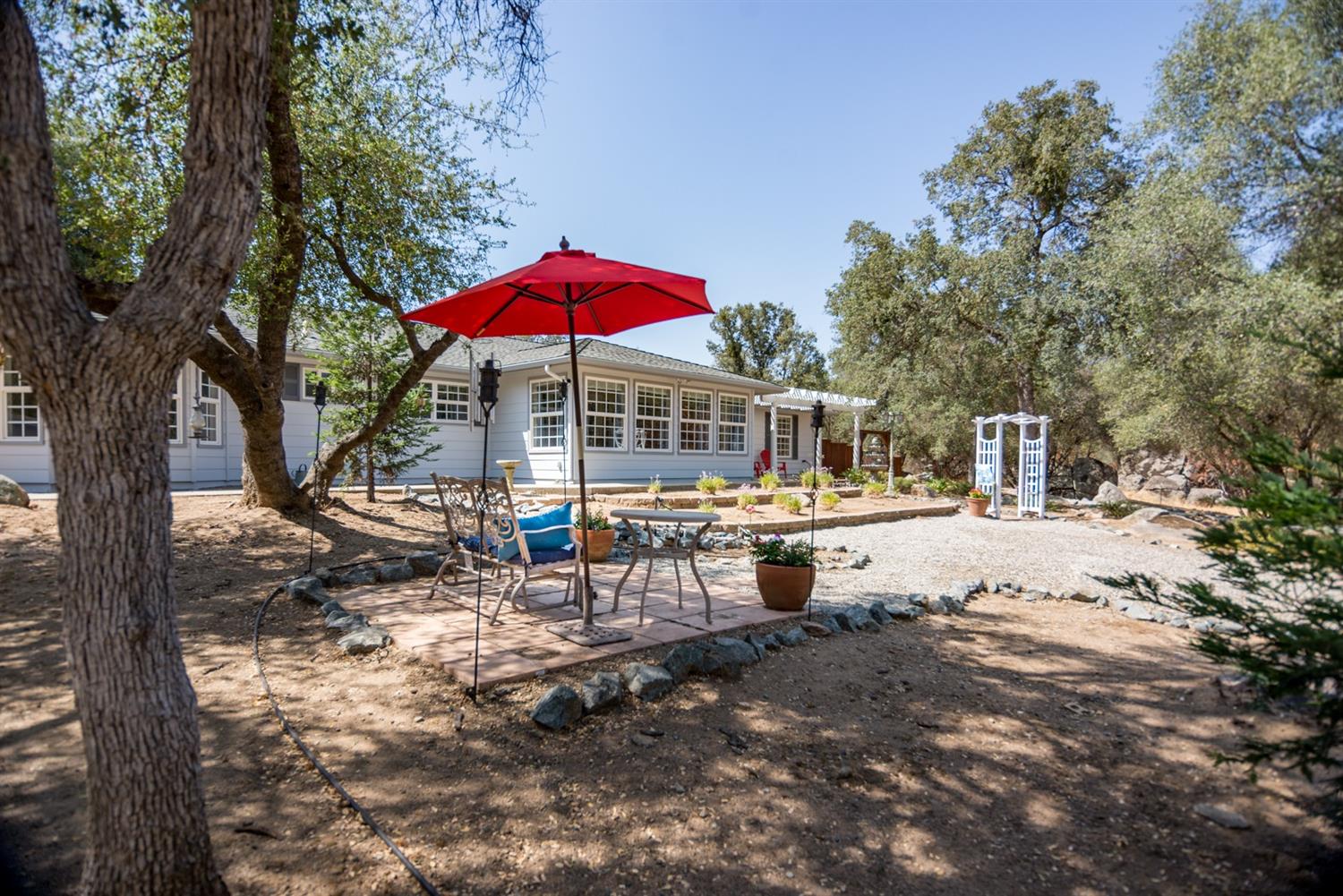 40678 Rancho Ramon Circle Coarsegold, CA 93614 - Photo 5 of 53 Gallery Image 5