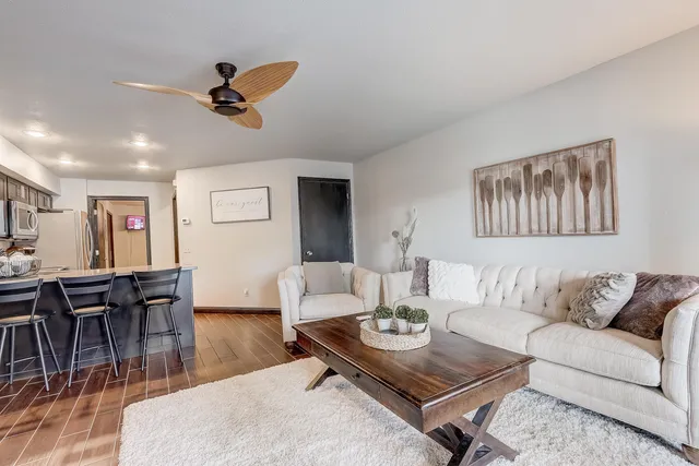 $214,900 | 530 East Hiawatha Drive, Unit 305, Wisconsin Dells, WI 53965