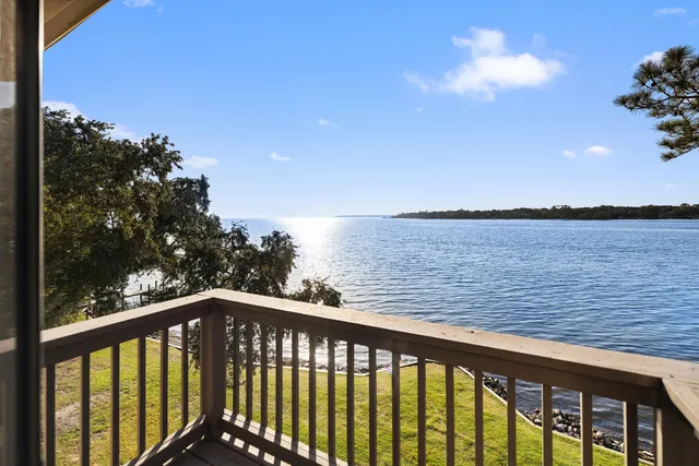 $419,000 | 34 Marina Cove Drive, Unit 34, Niceville, FL 32578