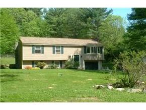 7 Bartlett Road Derry, NH 03038 - Photo 1 of 9