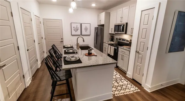 $2,325 | 5141 Stone Mountain Highway, Unit 1311, Stone Mountain, GA 30087