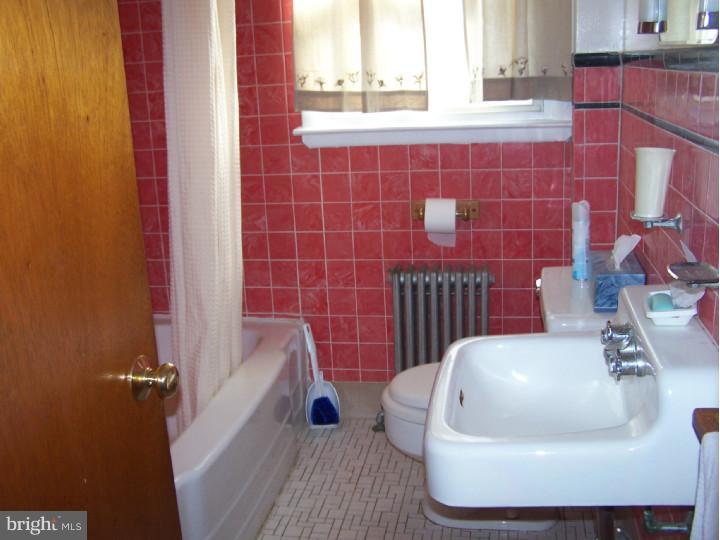 546 Sunset Avenue Maple Shade, NJ 08052 - Photo 11 of 16 Gallery Image 11