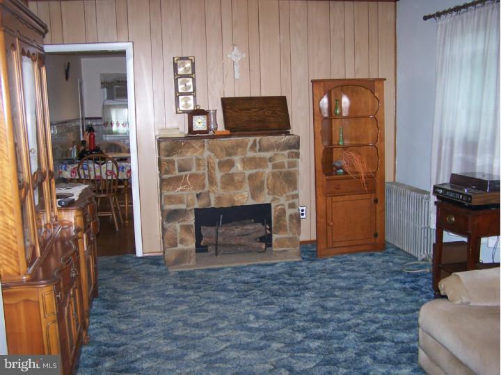 546 Sunset Avenue Maple Shade, NJ 08052 - Photo 6 of 16 Gallery Image 6