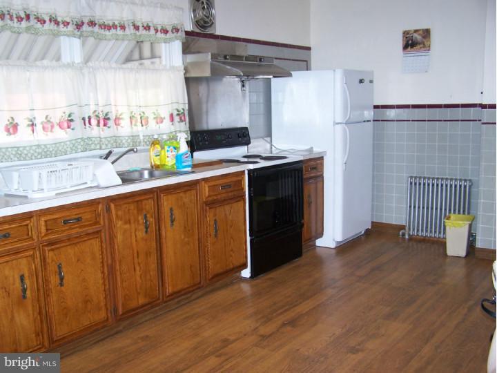 546 Sunset Avenue Maple Shade, NJ 08052 - Photo 7 of 16 Gallery Image 7