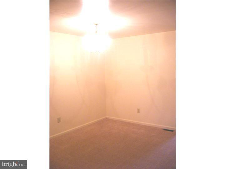 2904 Gateway Drive Limerick, PA 19468 - Photo 4 of 15