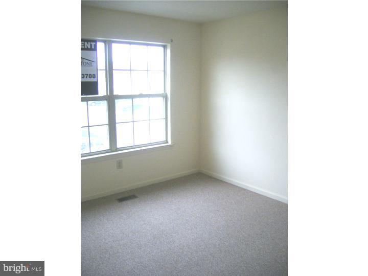 2904 Gateway Drive Limerick, PA 19468 - Photo 10 of 15