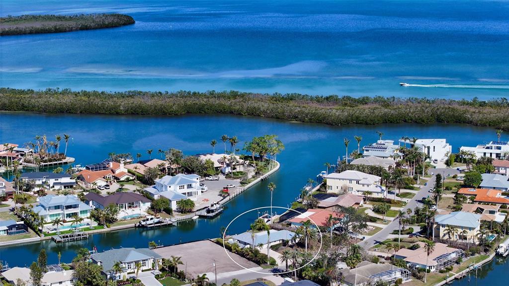 721 Old Compass Road Longboat Key, FL 34228 - Photo 8 of 21
