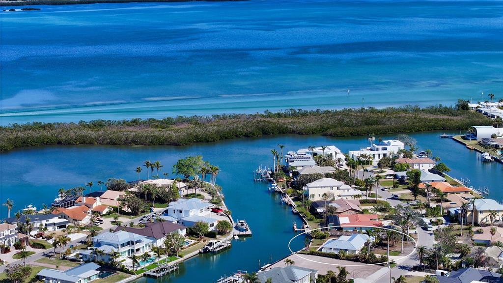 721 Old Compass Road Longboat Key, FL 34228 - Photo 10 of 21