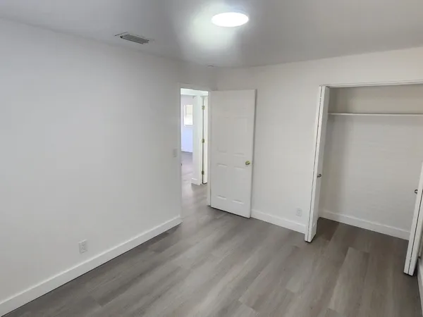 $2,300 | 1617 North J Street, Lake Worth, FL 33460