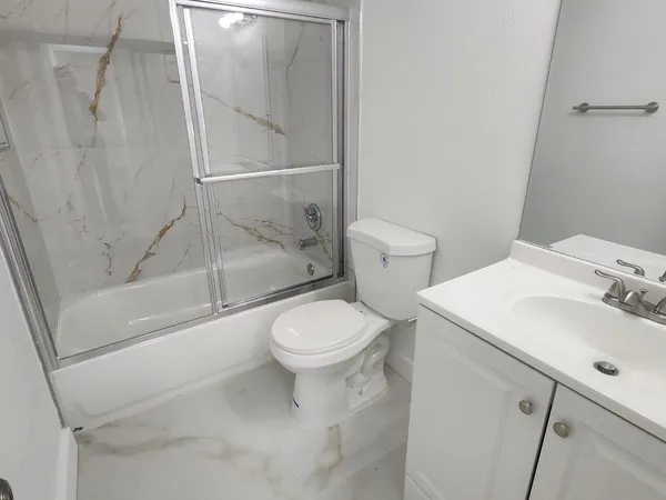 $2,300 | 1617 North J Street, Lake Worth, FL 33460