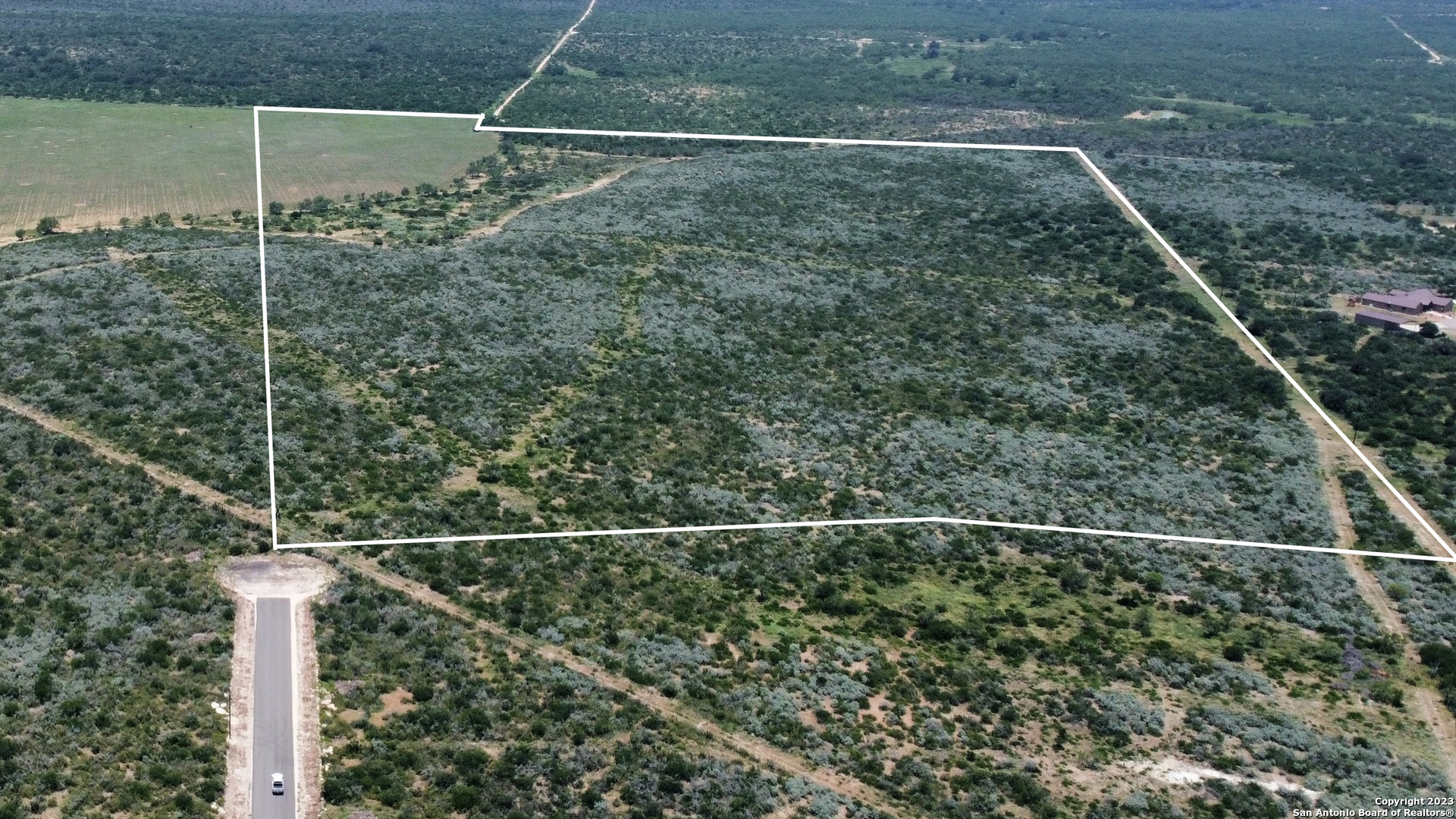 660 Legend Hills Uvalde, TX 78801 - Photo 6 of 13 a view of a door