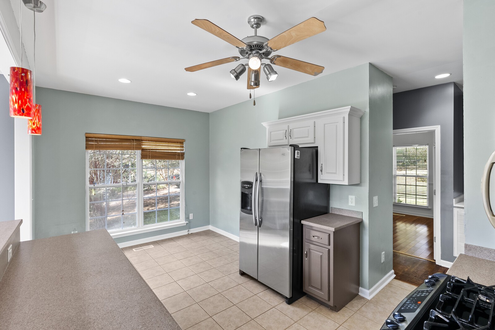 450 Brown Road Lebanon, TN 37087 - Photo 14 of 37 a kitchen with refrigerator and window