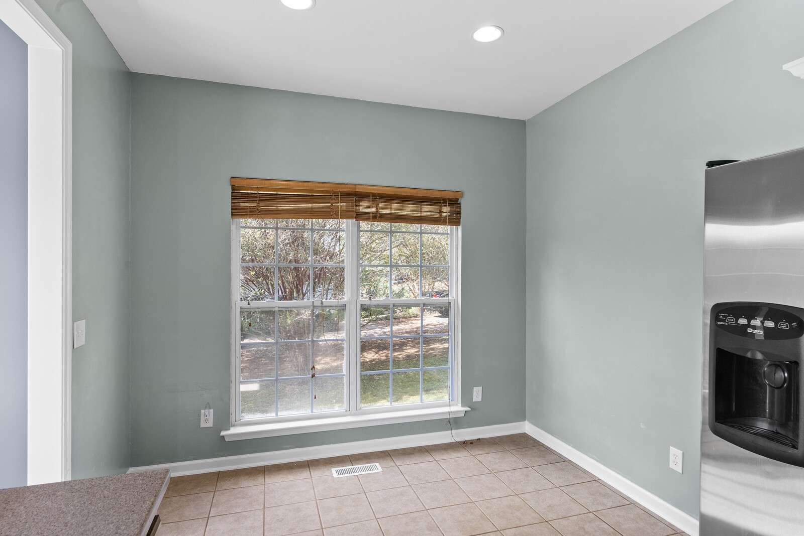 450 Brown Road Lebanon, TN 37087 - Photo 17 of 37 a view of empty room with window