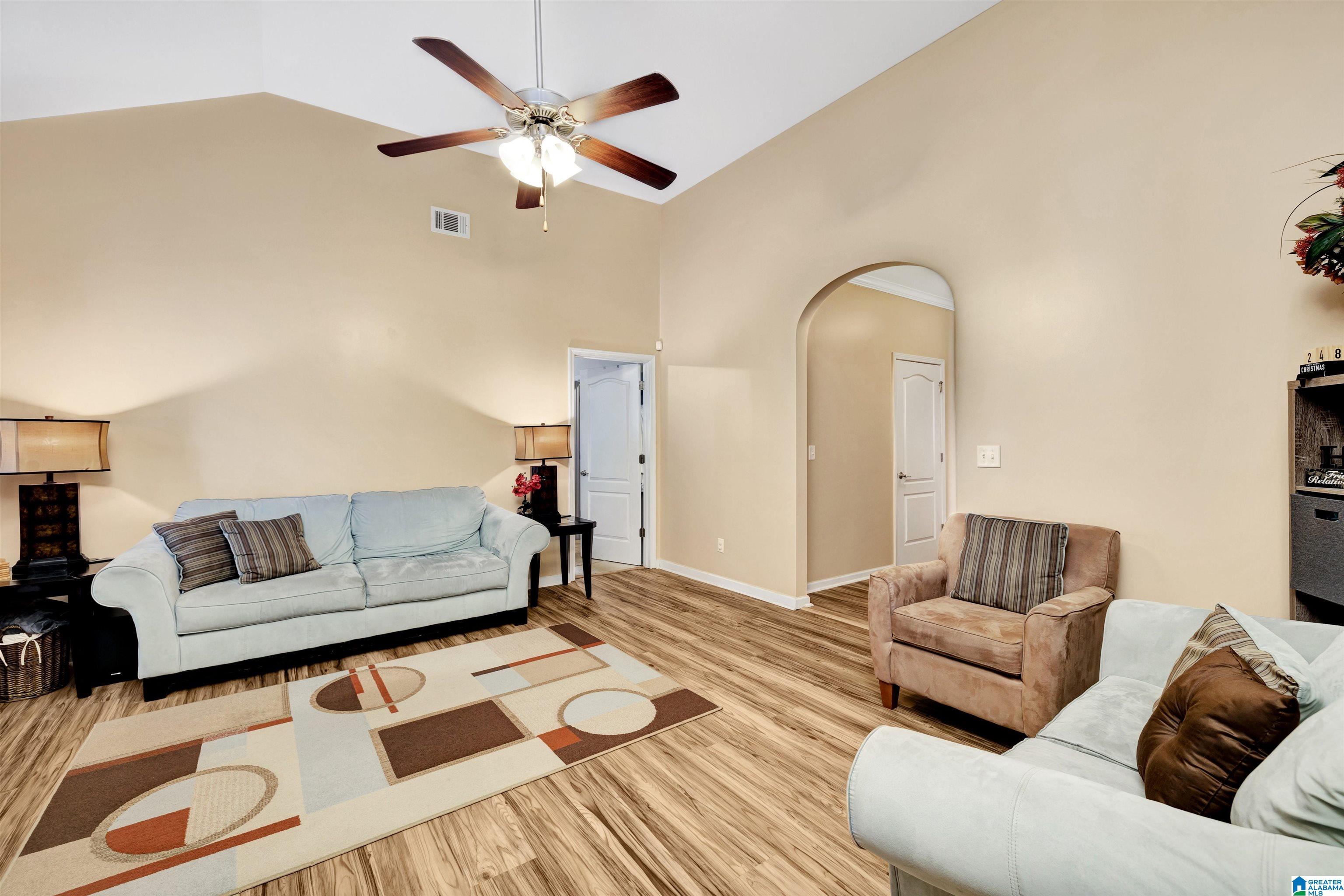 6180 Edgefield Lane Pinson, AL 35126 - Photo 9 of 33