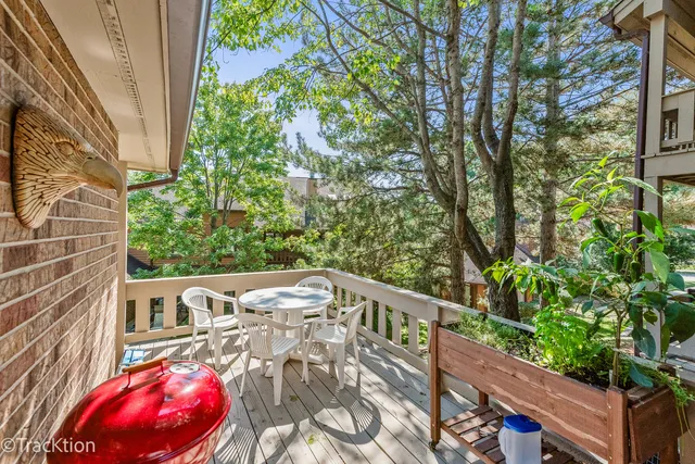 $575,000 | 1148 Mistwood Lane, Downers Grove, IL 60515