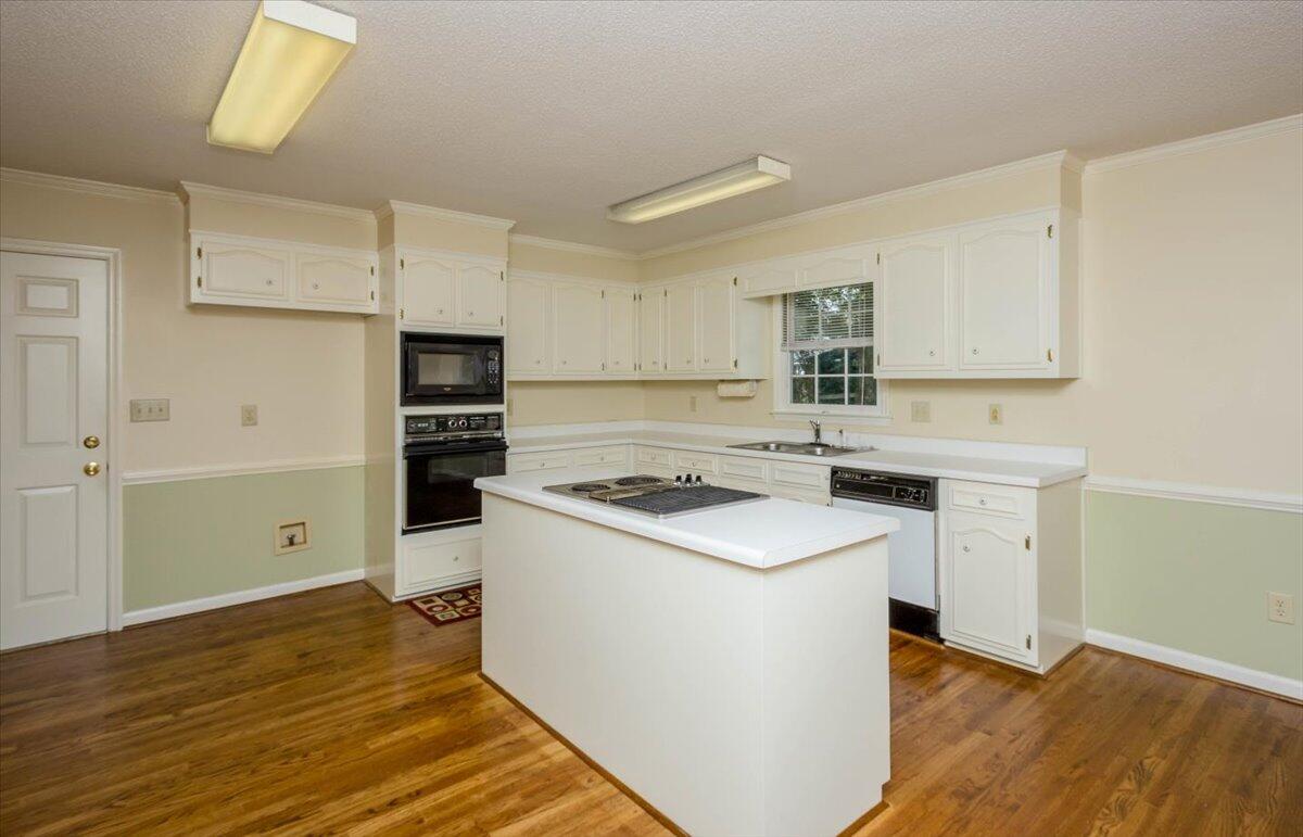 4719 Brookgreen Road Martinez, GA 30907 - Photo 19 of 45 19-GMDM20230909_0922