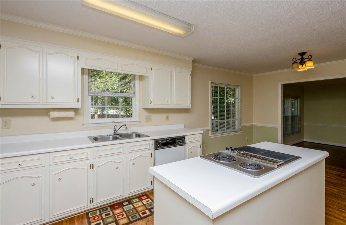 4719 Brookgreen Road Martinez, GA 30907 - Photo 22 of 45 22-GMDM20230909_0925
