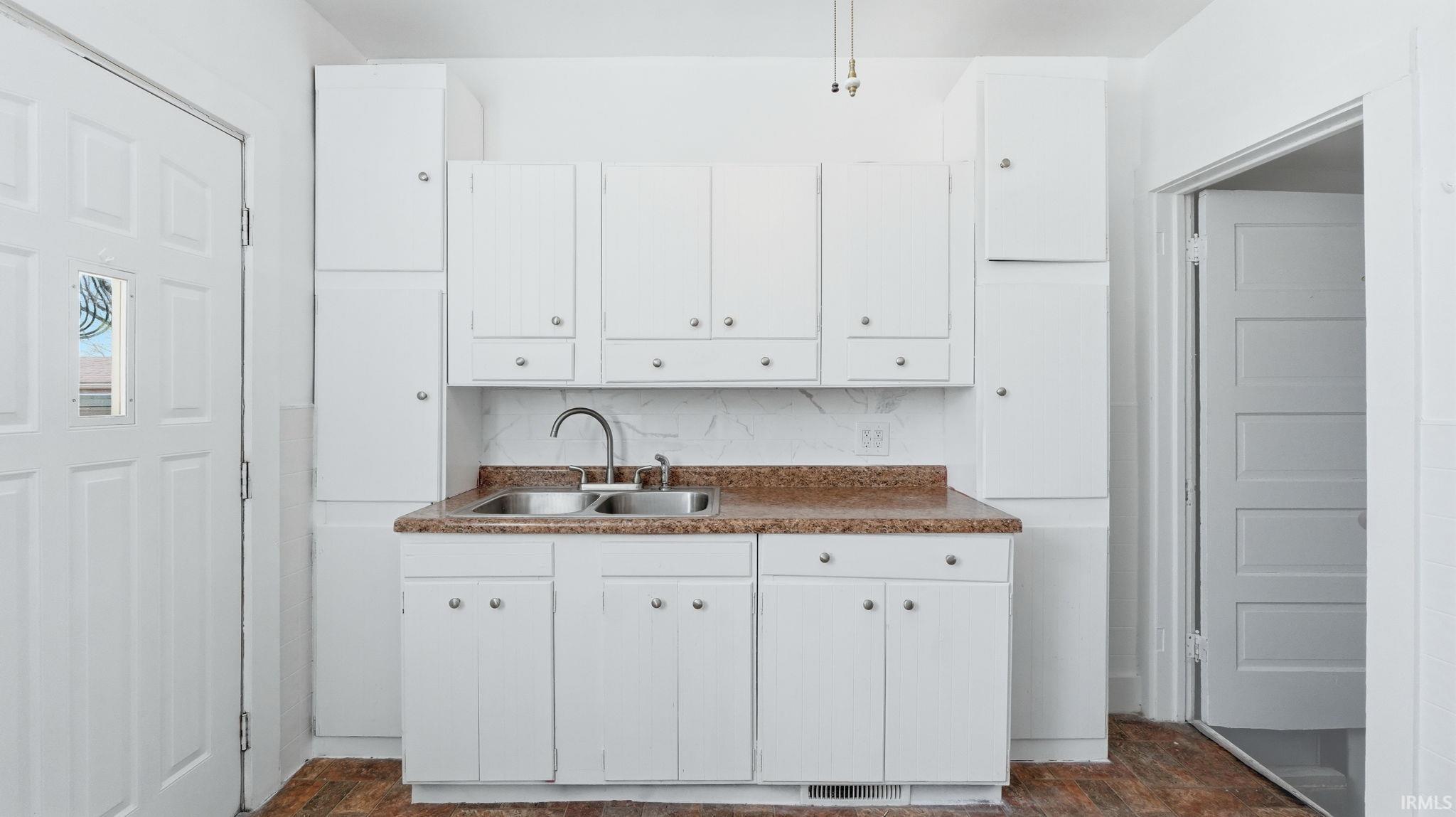 1603 Howell Street Fort Wayne, IN 46808 - Photo 7 of 22