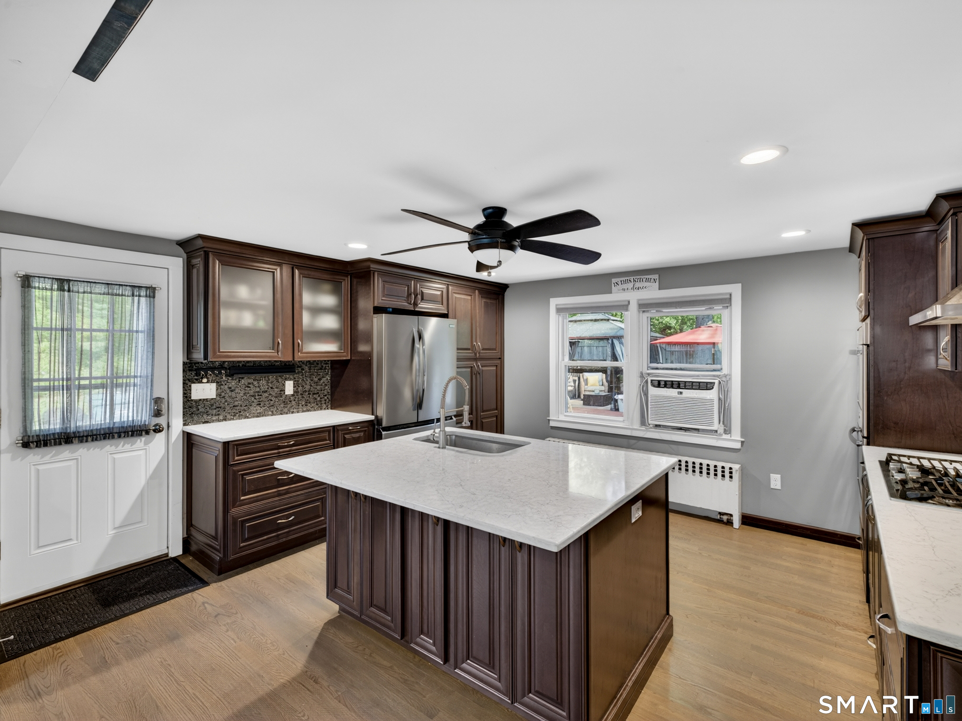 14 Oakwood Lane Clinton, CT 06413 - Photo 10 of 40