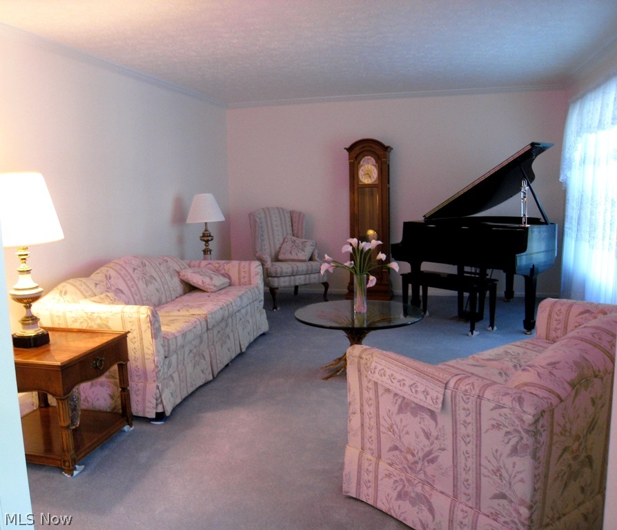 2318 Lancaster Road Akron, OH 44313 - Photo 3 of 20