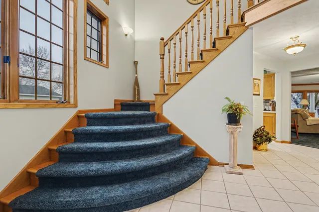 $639,900 | 1230 Lynn Drive, Middleville, MI 49333