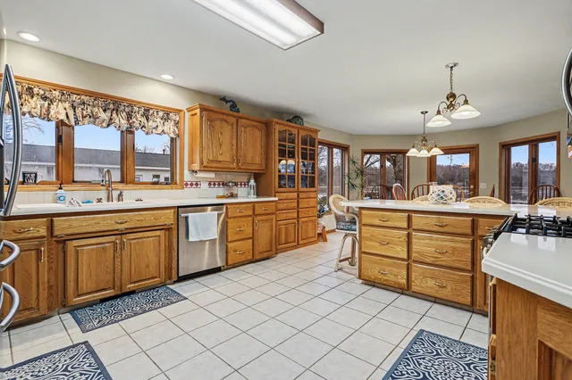 $639,900 | 1230 Lynn Drive, Middleville, MI 49333
