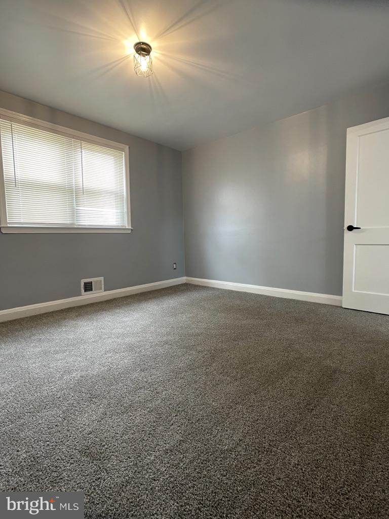 1316 Dalton Road Baltimore, MD 21234 - Photo 10 of 39 Gallery Image 10