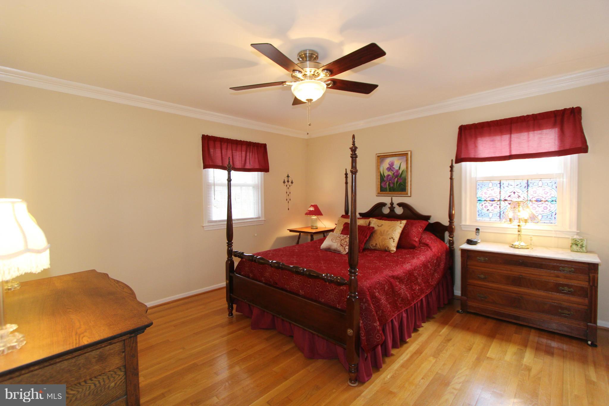 2000 Byrd Road Vienna, VA 22182 - Photo 21 of 30 a bed room with a bed and a window