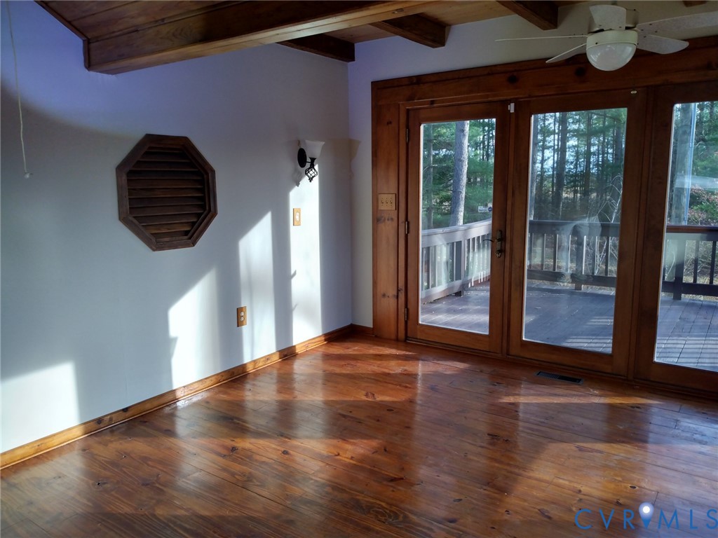 2174 Grubby Road Halifax, VA 24558 - Photo 22 of 25 a view of an entryway