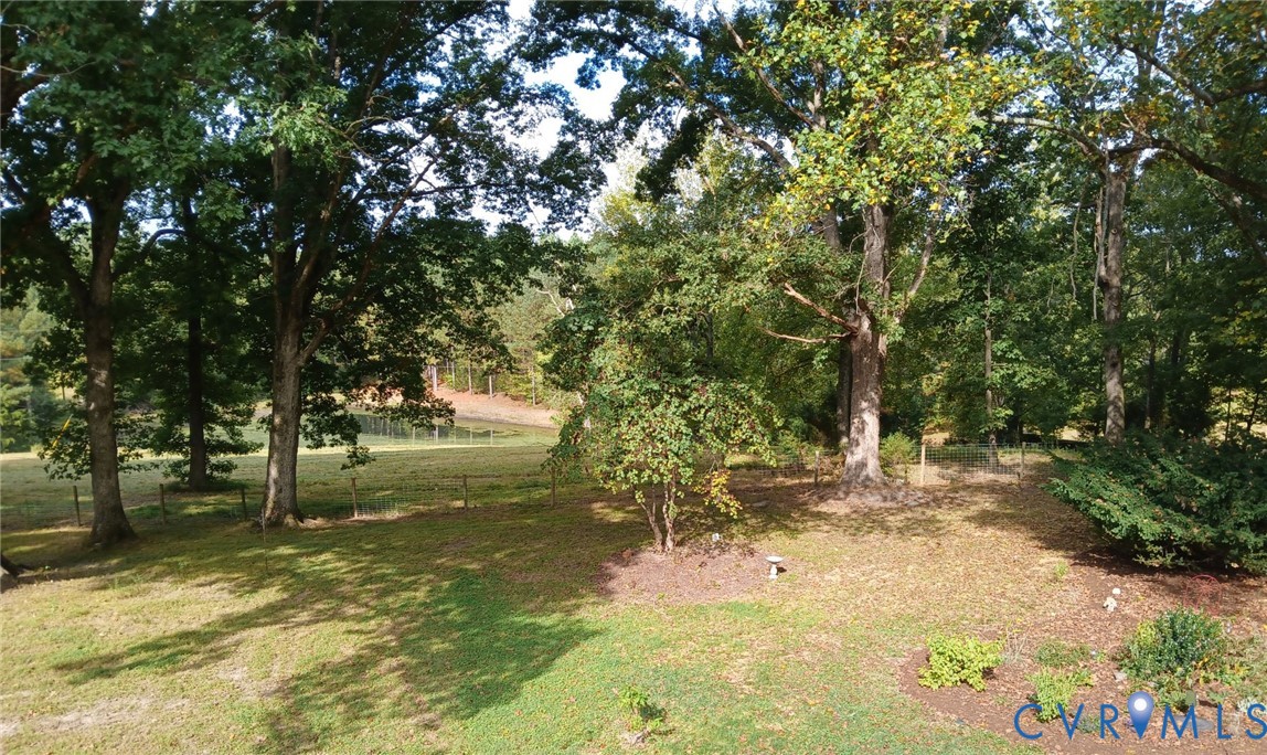 2174 Grubby Road Halifax, VA 24558 - Photo 7 of 25 a view of yard
